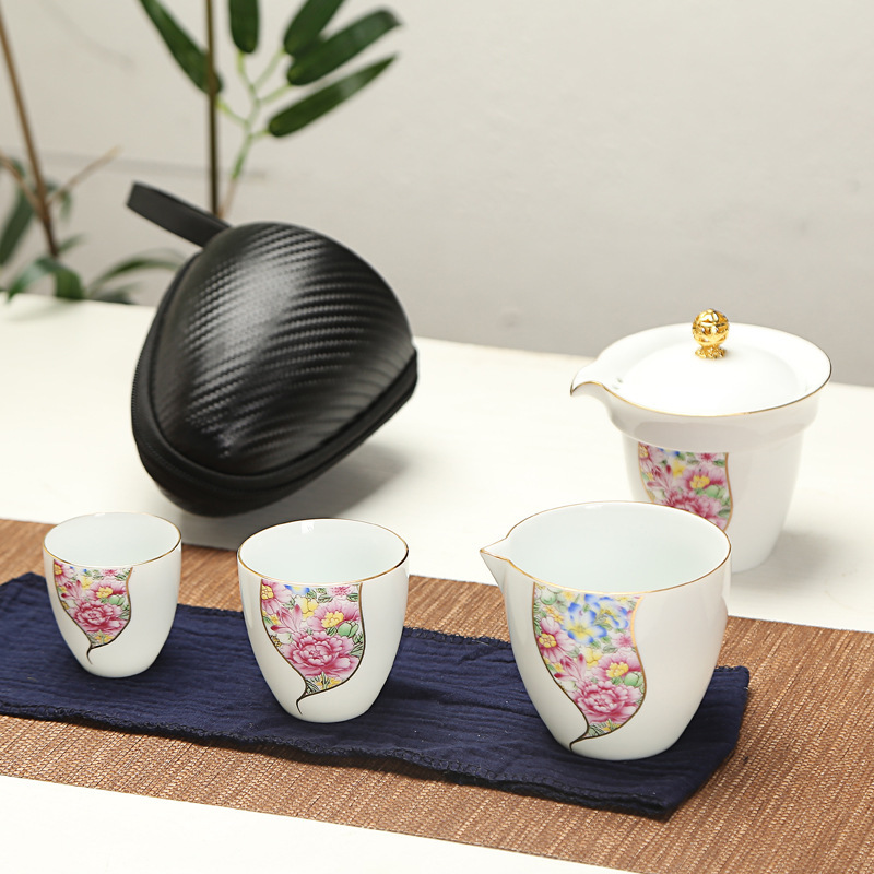 Gold-Embellished Portable Travel Quick-Brew Cup 12