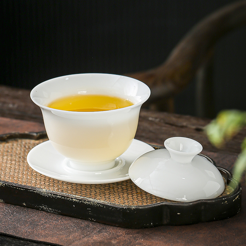 Simple and Translucent White Porcelain Gaiwan 26